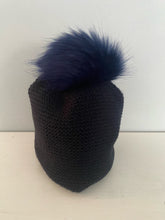 Load image into Gallery viewer, Faux fur single pom hats
